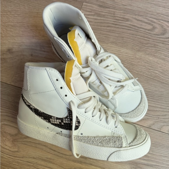 snakeskin nike blazers